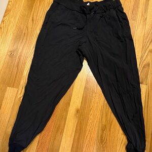 Lululemon Size 12 Black Jogger Pants